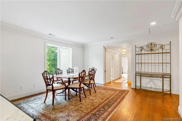 $2,300,000 | 6 Love Lane, Harrison, NY 10528