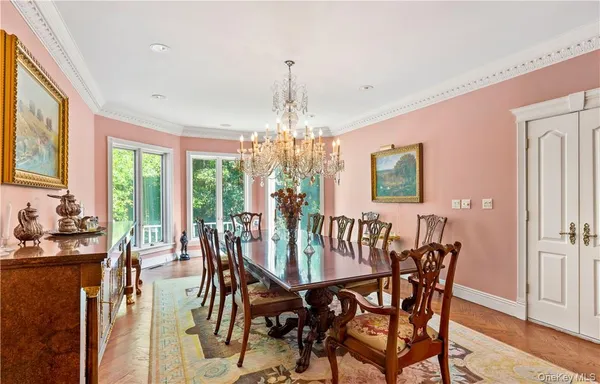 $2,300,000 | 6 Love Lane, Harrison, NY 10528