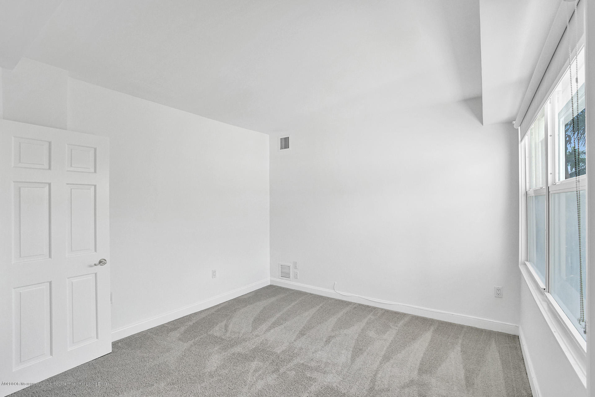 44 Cocoanut Row, Unit 308A Palm Beach, FL 33480 - Photo 18 of 22 a view of an empty room