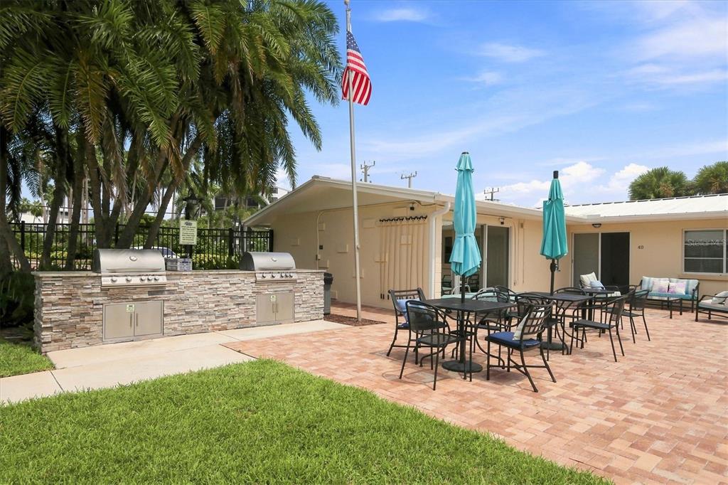 5830 Midnight Pass Road, Unit 18 Sarasota, FL 34242 - Photo 21 of 37 Gallery Image 21