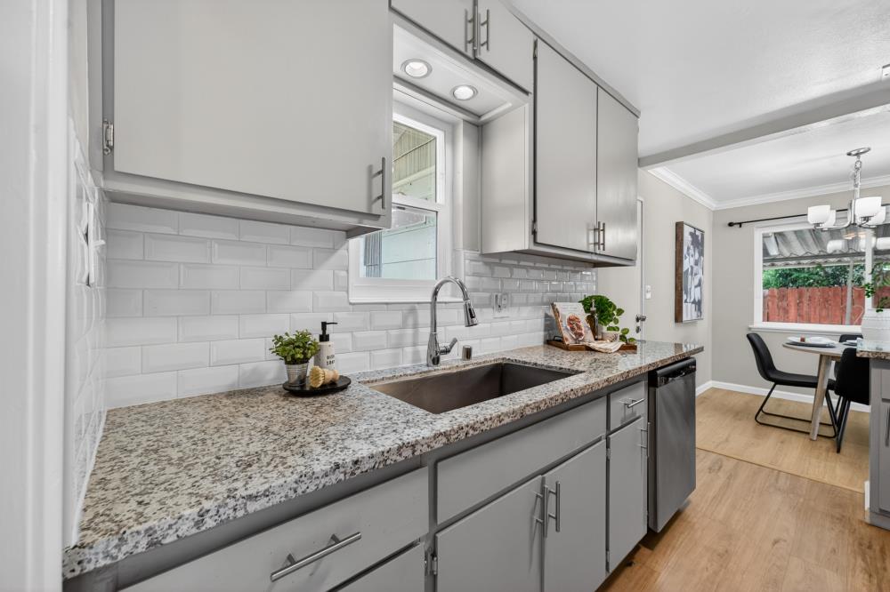 2708 Barbera Way Rancho Cordova, CA 95670 - Photo 6 of 50