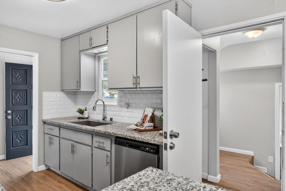 2708 Barbera Way Rancho Cordova, CA 95670 - Photo 7 of 50