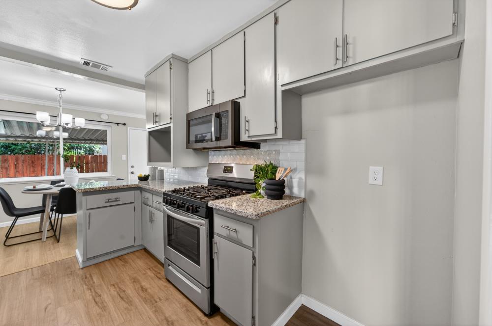 2708 Barbera Way Rancho Cordova, CA 95670 - Photo 9 of 50