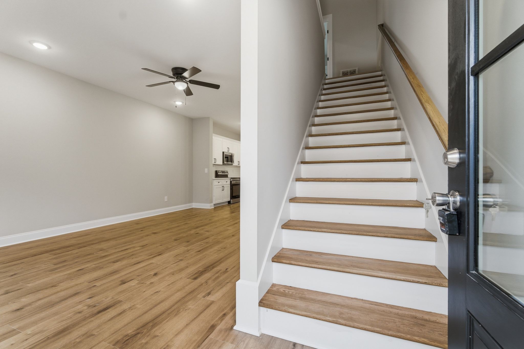 267 West Spring Street Smithville, TN 37166 - Photo 3 of 24