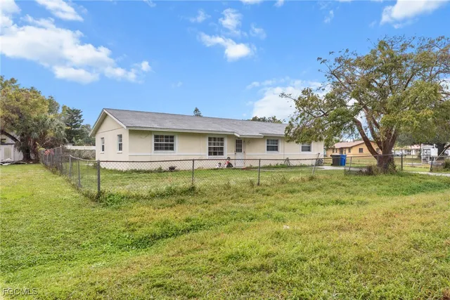$180,000 | 6135 Markland Avenue, Fort Myers, FL 33916