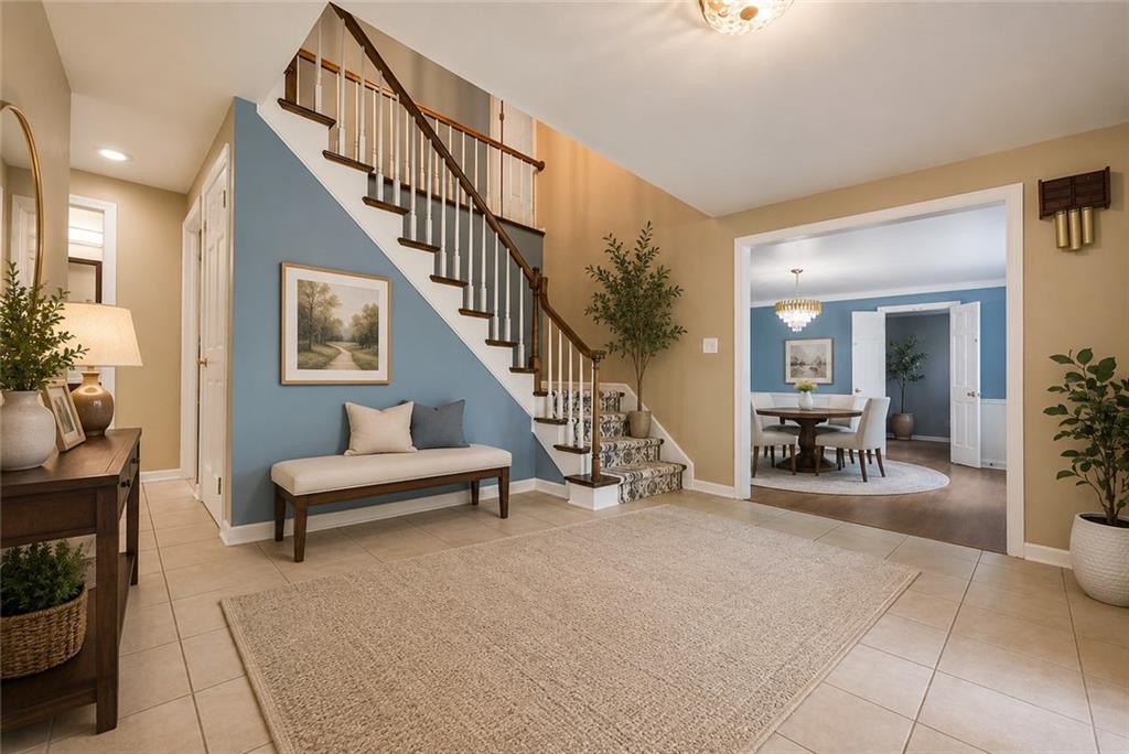 153 Oakwood Road Canonsburg, PA 15317 - Photo 4 of 50