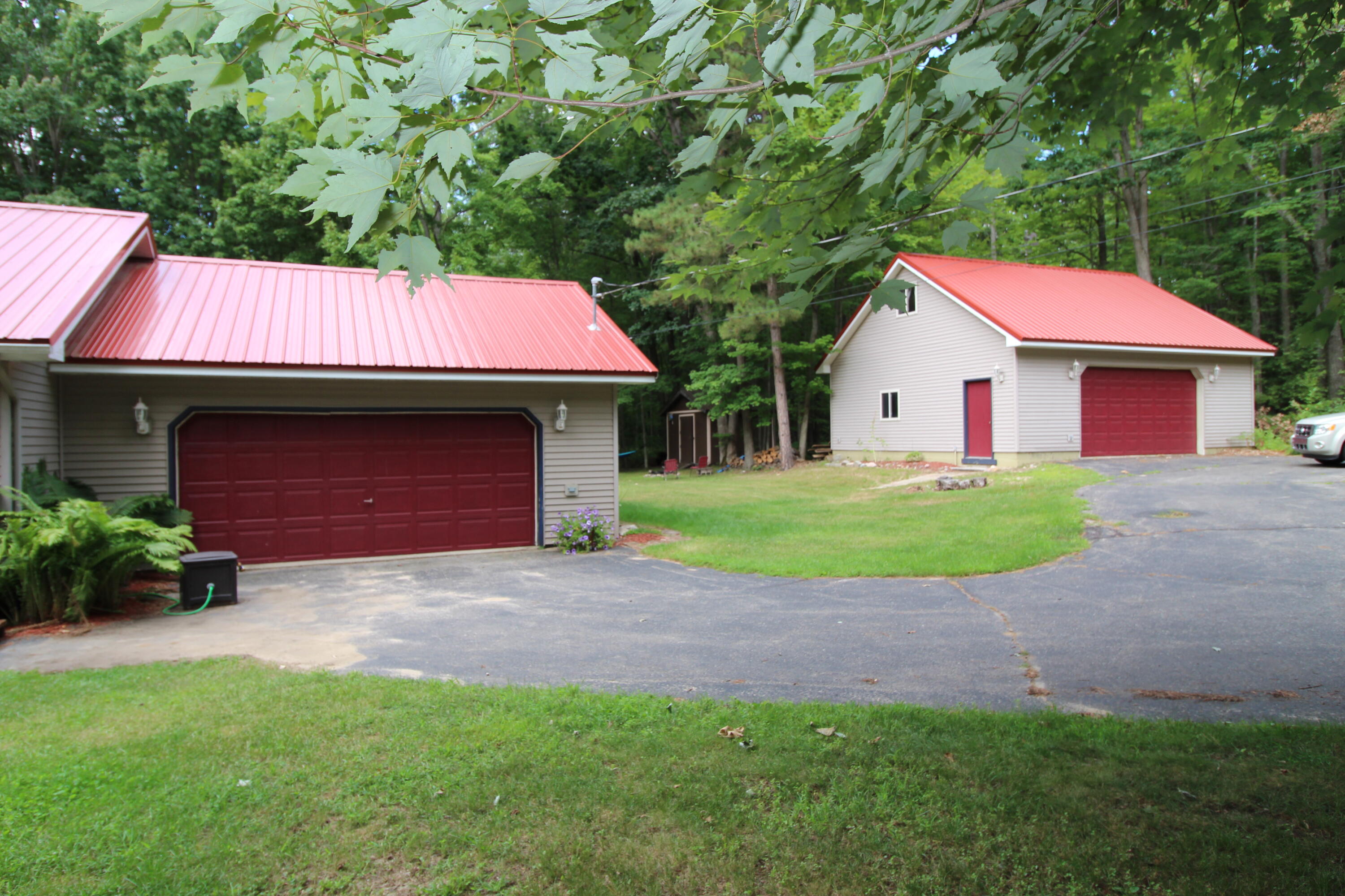 7889 Hillcrest Road Roscommon, MI 48653 - Photo 6 of 47 IMG_1495