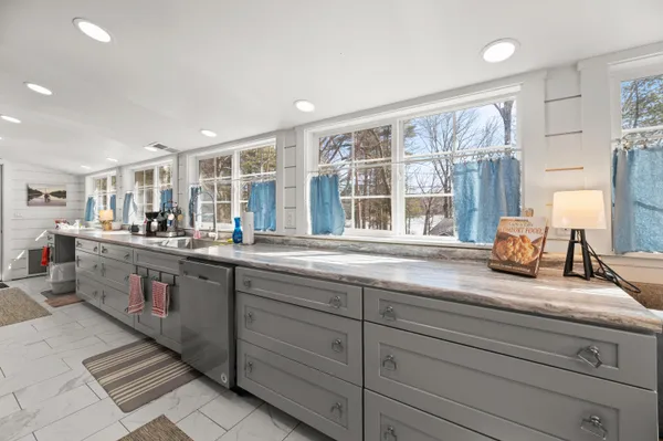 $399,900 | 91 Duncan Road, Jefferson, ME 04348