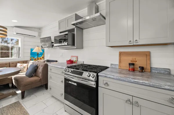 $399,900 | 91 Duncan Road, Jefferson, ME 04348