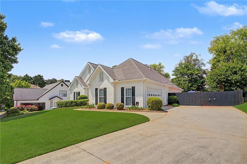 4045 Cherry Ridge Walk Suwanee, GA 30024 - Photo 2 of 45