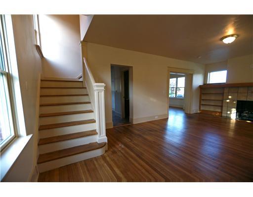 3622 Brighton Road Brighton Heights, PA 15212 - Photo 5 of 18 Living Room.