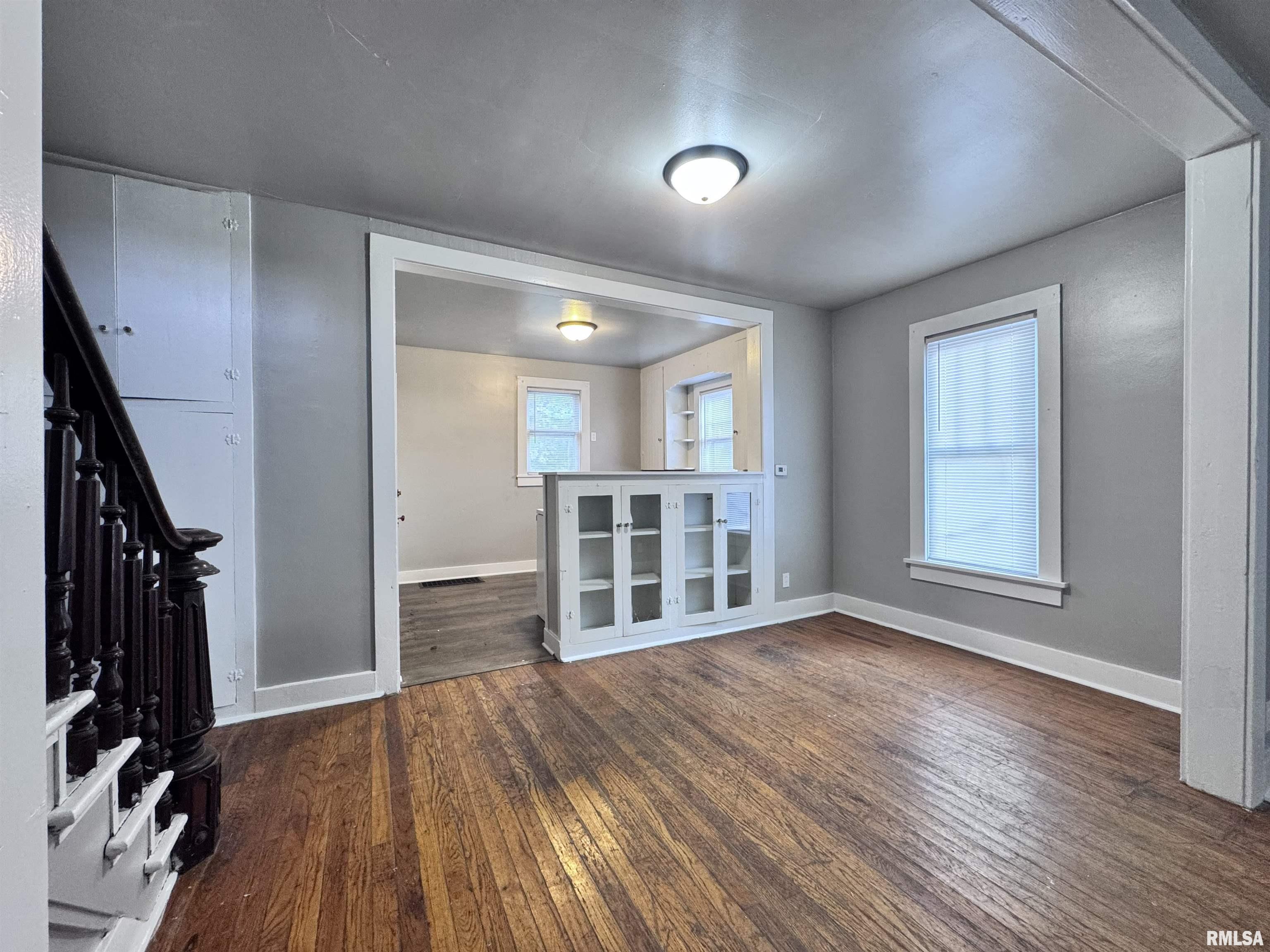 217 North Clay Street Macomb, IL 61455 - Photo 4 of 17