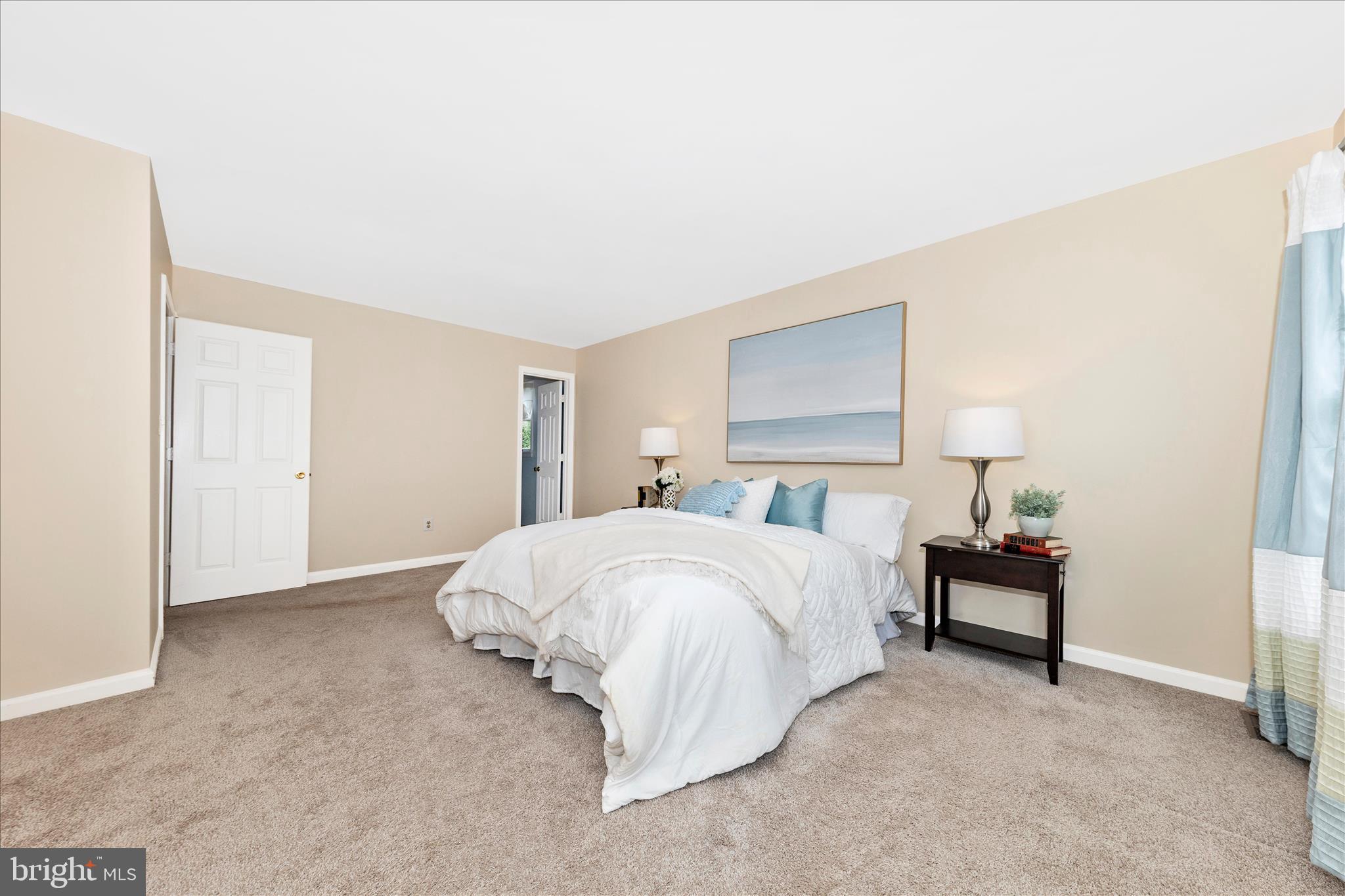 2679 Leslie Road Mount Airy, MD 21771 - Photo 25 of 52 Primary Bedroom
