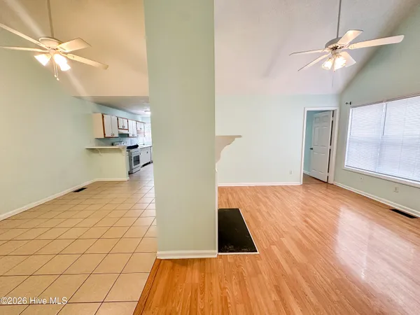 $1,650 | 631 Varsity Drive, Wilmington, NC 28403