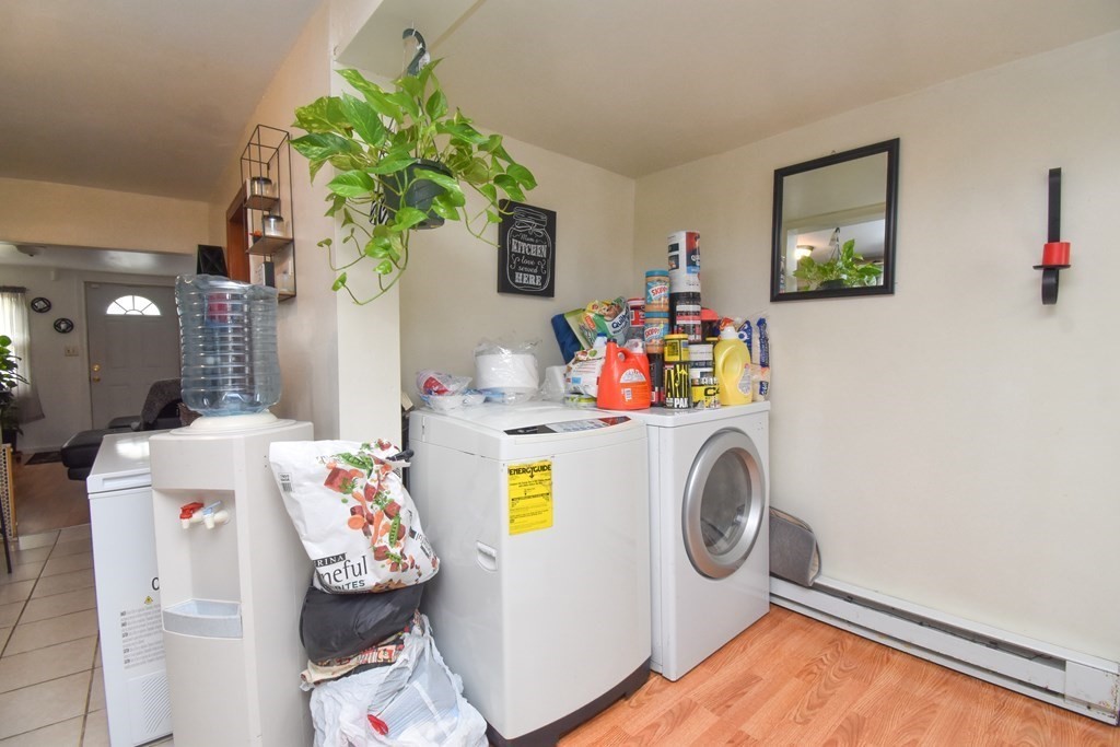 75 Wrentham Road Springfield, MA 01119 - Photo 11 of 24