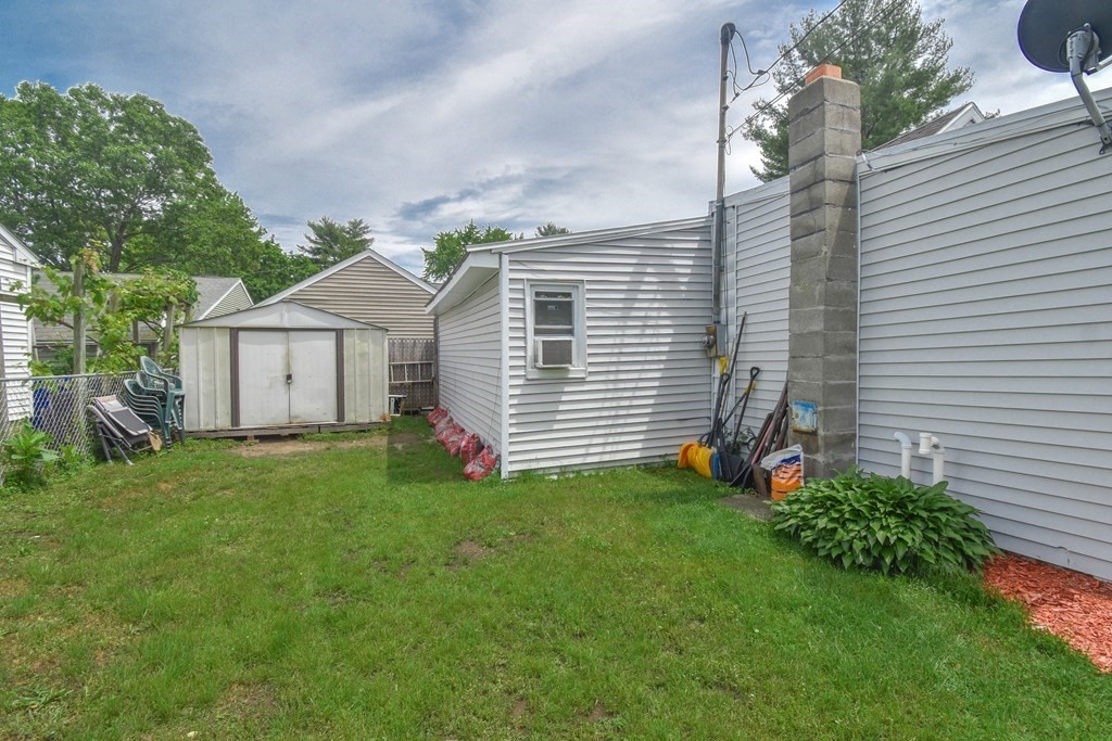 75 Wrentham Road Springfield, MA 01119 - Photo 21 of 24
