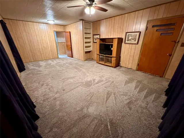 a view of a storage & utility room