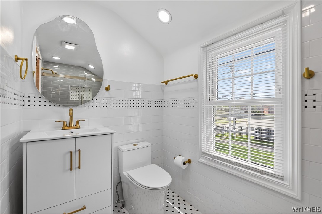 121 Southgate Road Cheektowaga, NY 14215 - Photo 26 of 50