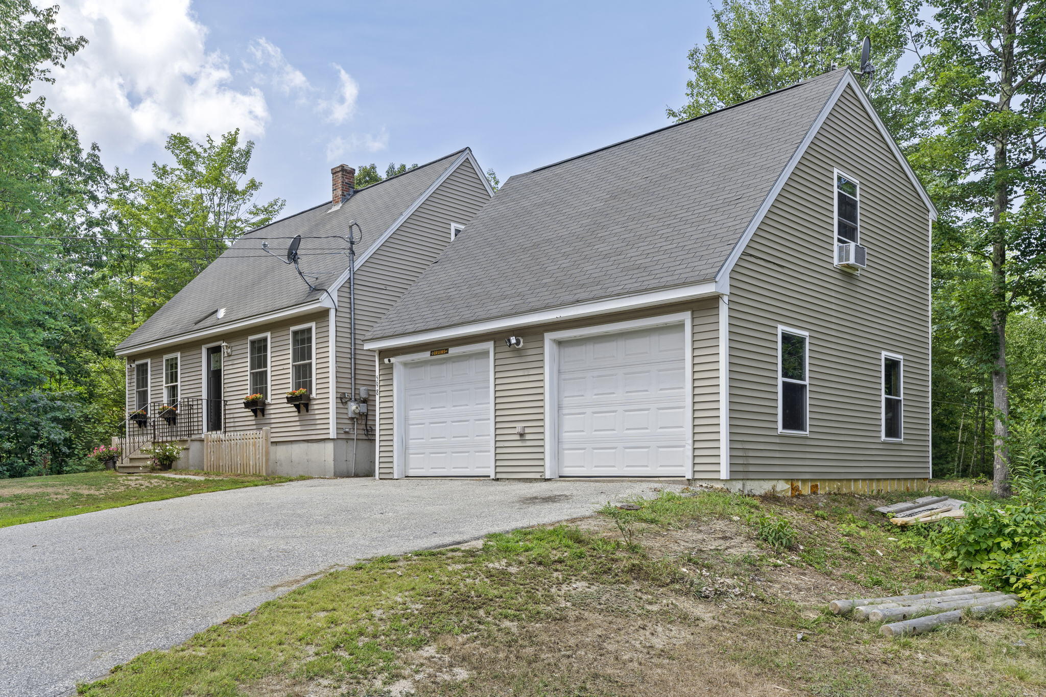 598 Townhouse Road East Waterboro, ME 04030 - Photo 4 of 39 4-web-or-mls-DSC06530