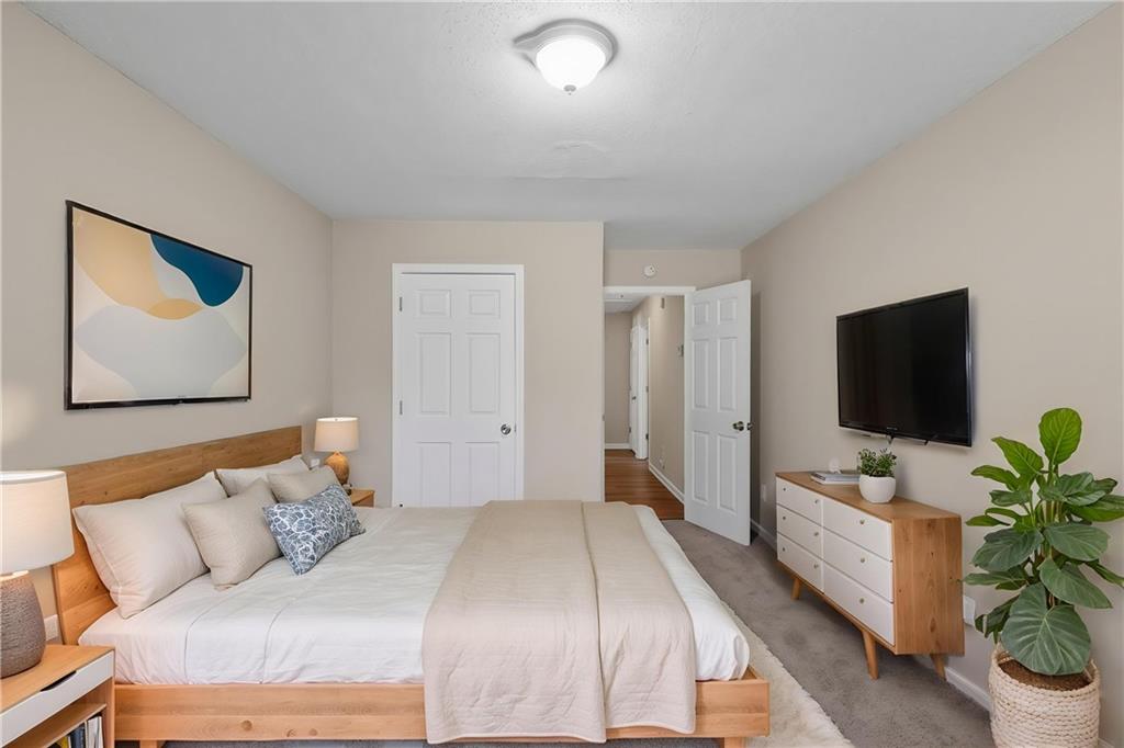 2795 Oxford Drive Decatur, GA 30034 - Photo 6 of 35
