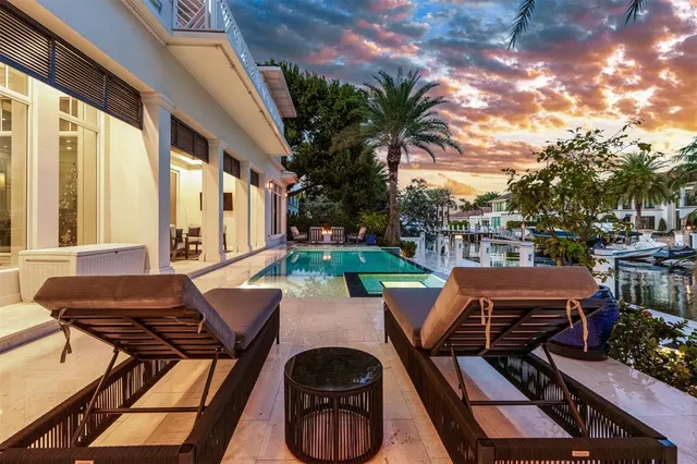 $12,900,000 | 400 Coral Way, Fort Lauderdale, FL 33301