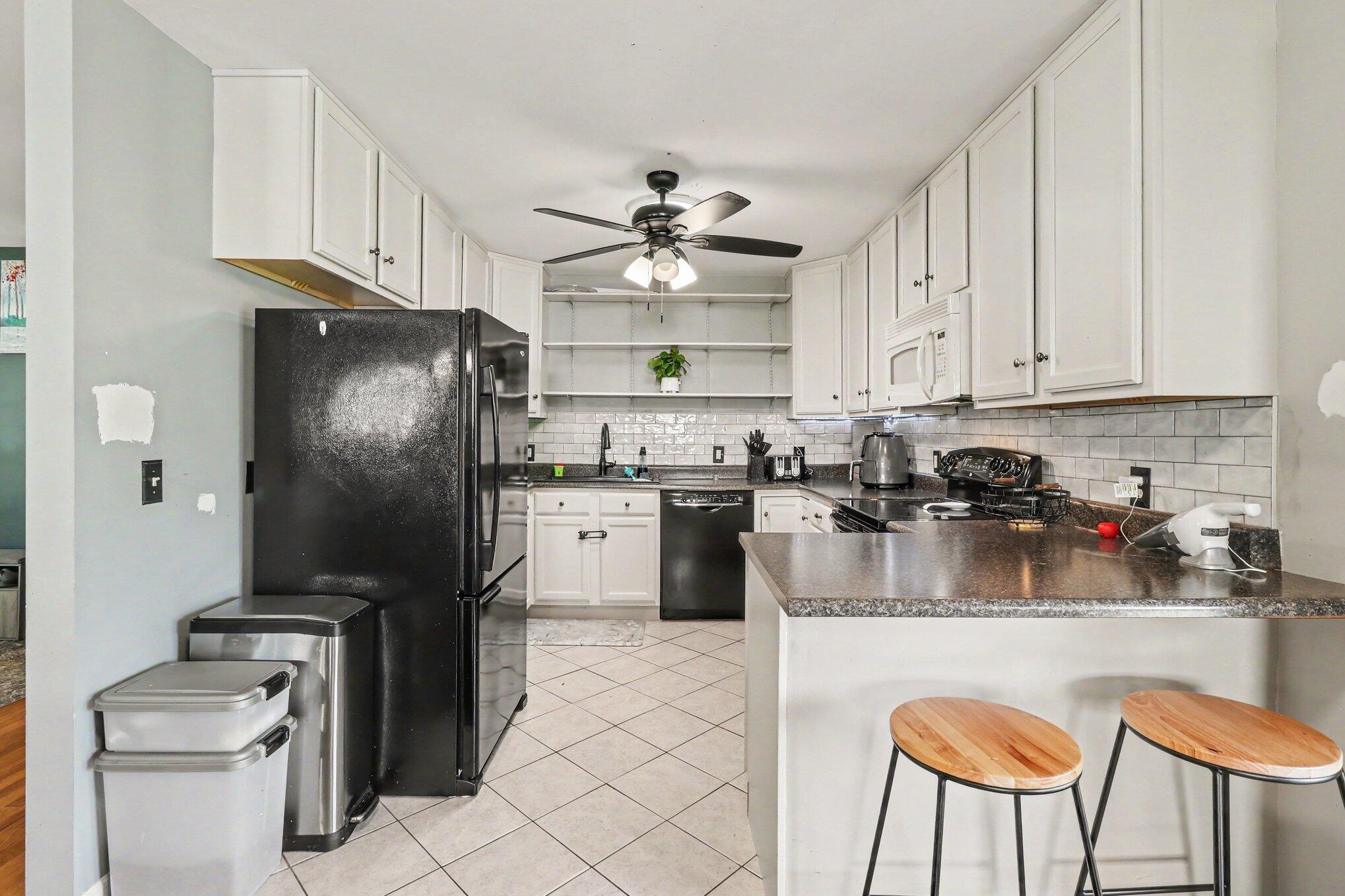 6672 Frontier Road Independence, KY 41051 - Photo 11 of 25 Kitchen