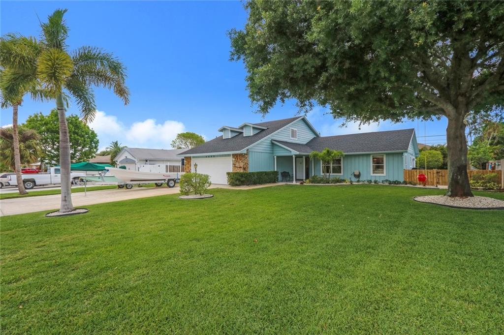4999 Southeast Pine Ridge Way Stuart, FL 34997 - Photo 3 of 27 Gallery Image 3