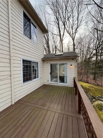 $369,900 | 62 Governors Hill, Unit 572, West Warwick, RI 02893