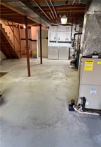 $369,900 | 62 Governors Hill, Unit 572, West Warwick, RI 02893