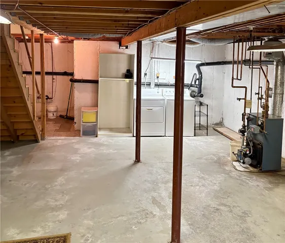 $369,900 | 62 Governors Hill, Unit 572, West Warwick, RI 02893