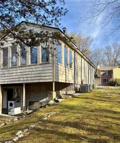 $369,900 | 62 Governors Hill, Unit 572, West Warwick, RI 02893