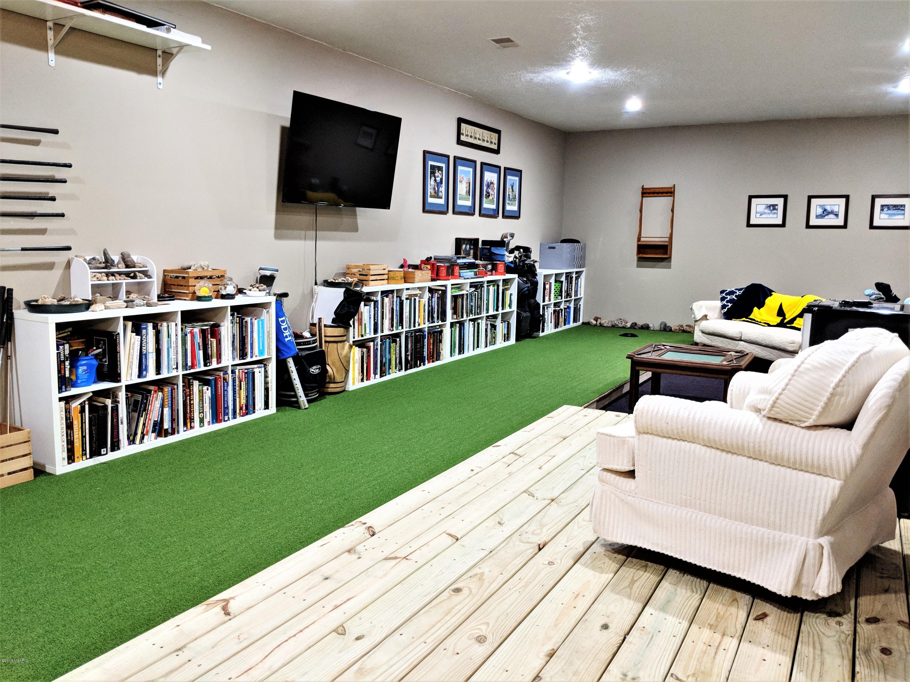 679 West Tuttle Road Ionia, MI 48846 - Photo 30 of 33 20