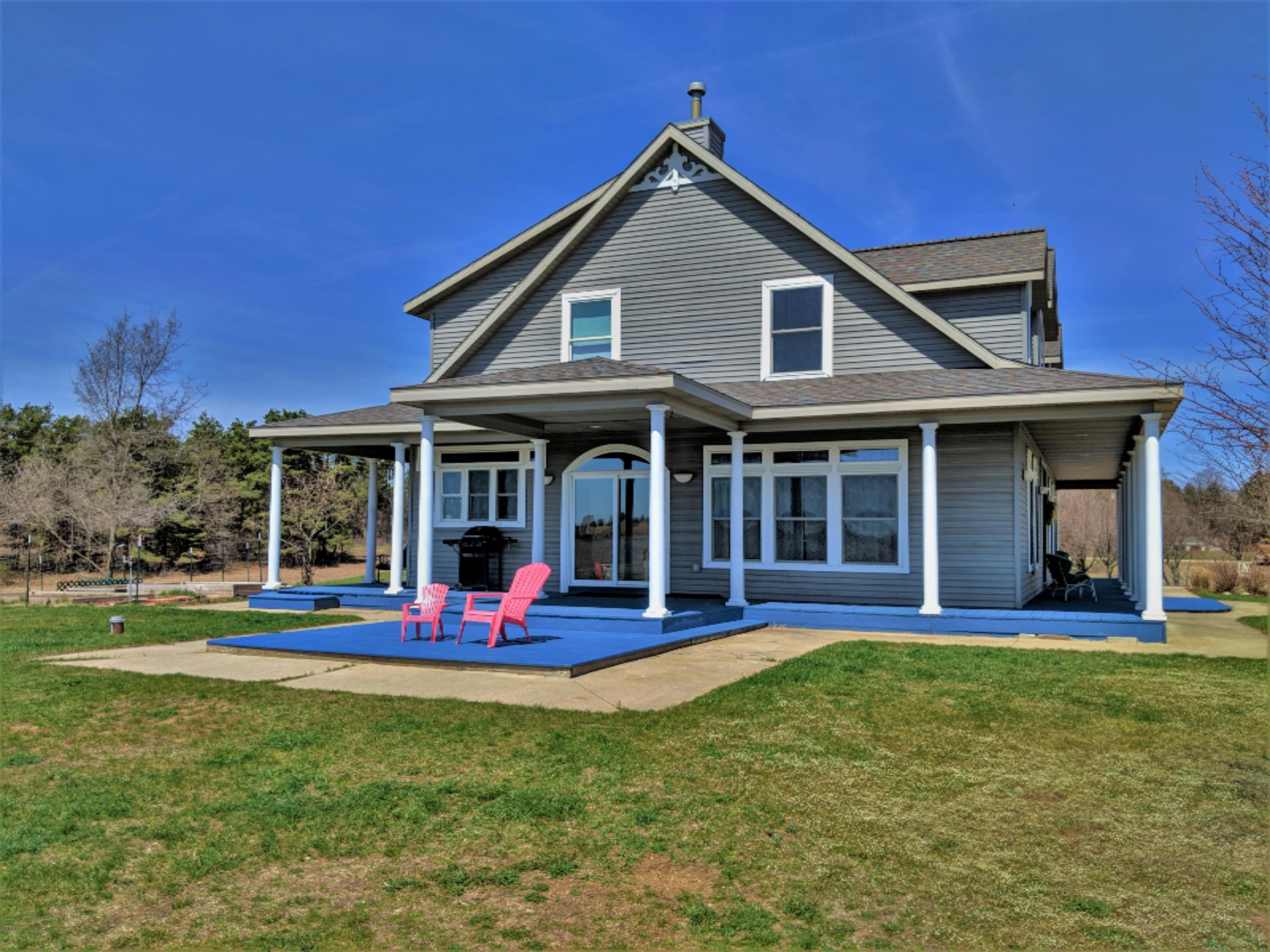679 West Tuttle Road Ionia, MI 48846 - Photo 4 of 33 11