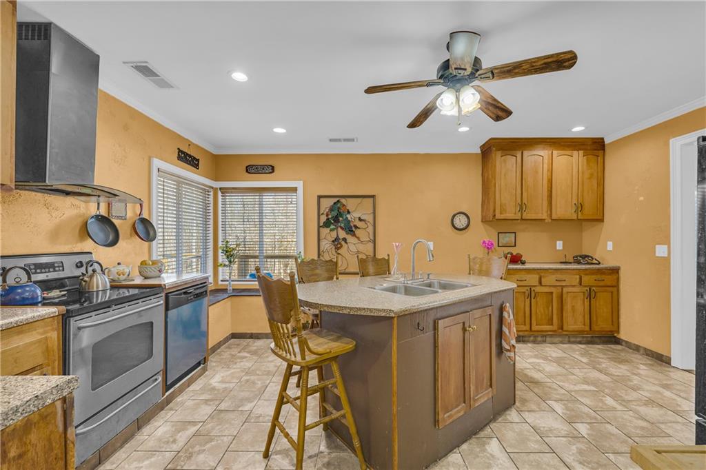 1079 Hardeman Farm Road Carnesville, GA 30521 - Photo 7 of 61