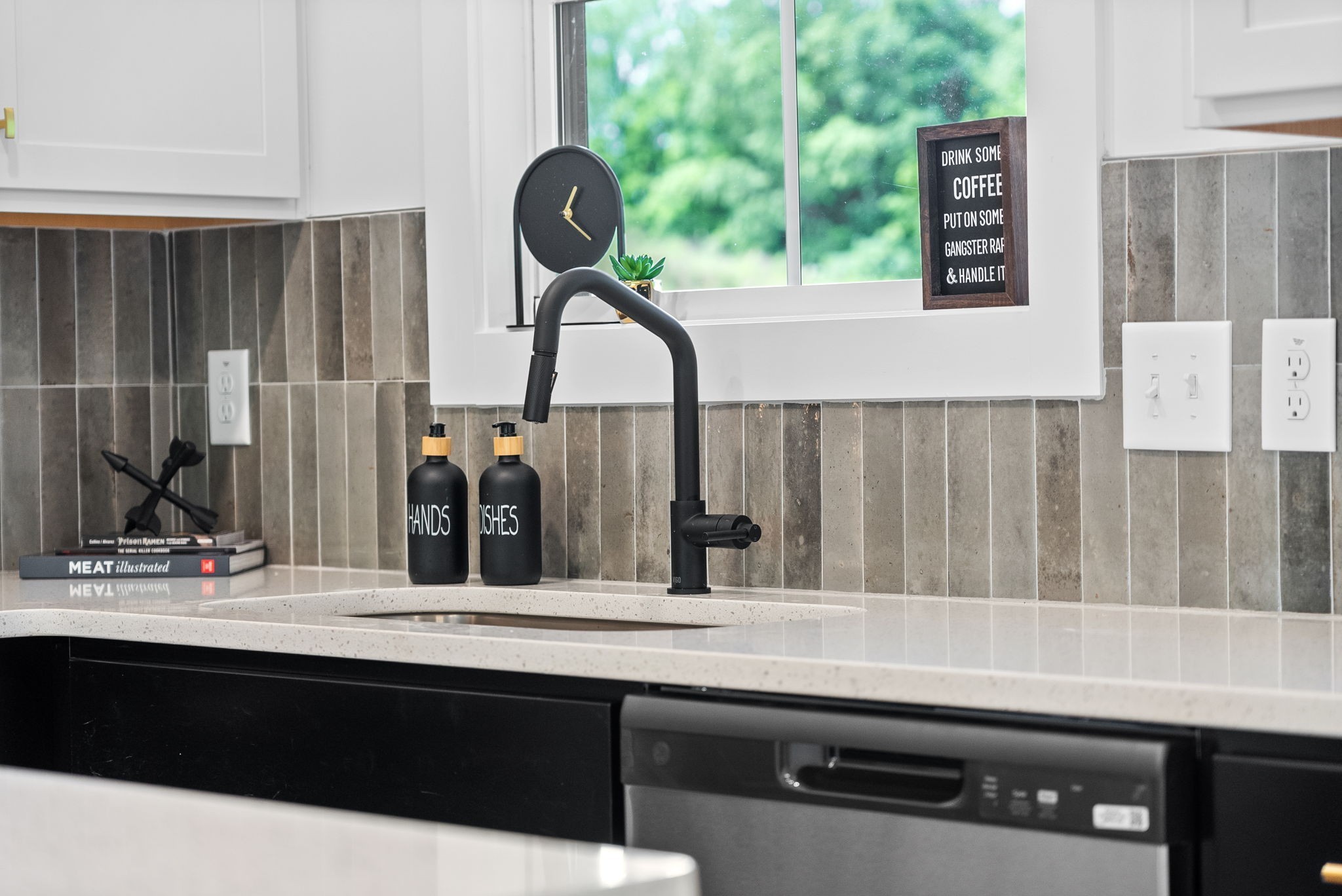 201 Dewberry Road Clarksville, TN 37042 - Photo 19 of 56 a bathroom with a sink and a mirror