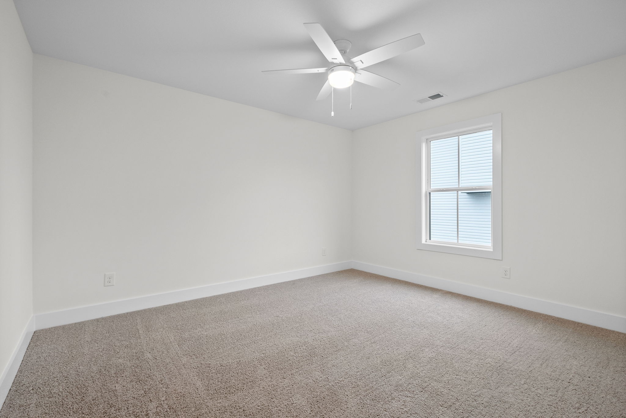 201 Dewberry Road Clarksville, TN 37042 - Photo 30 of 56 an empty room with a window