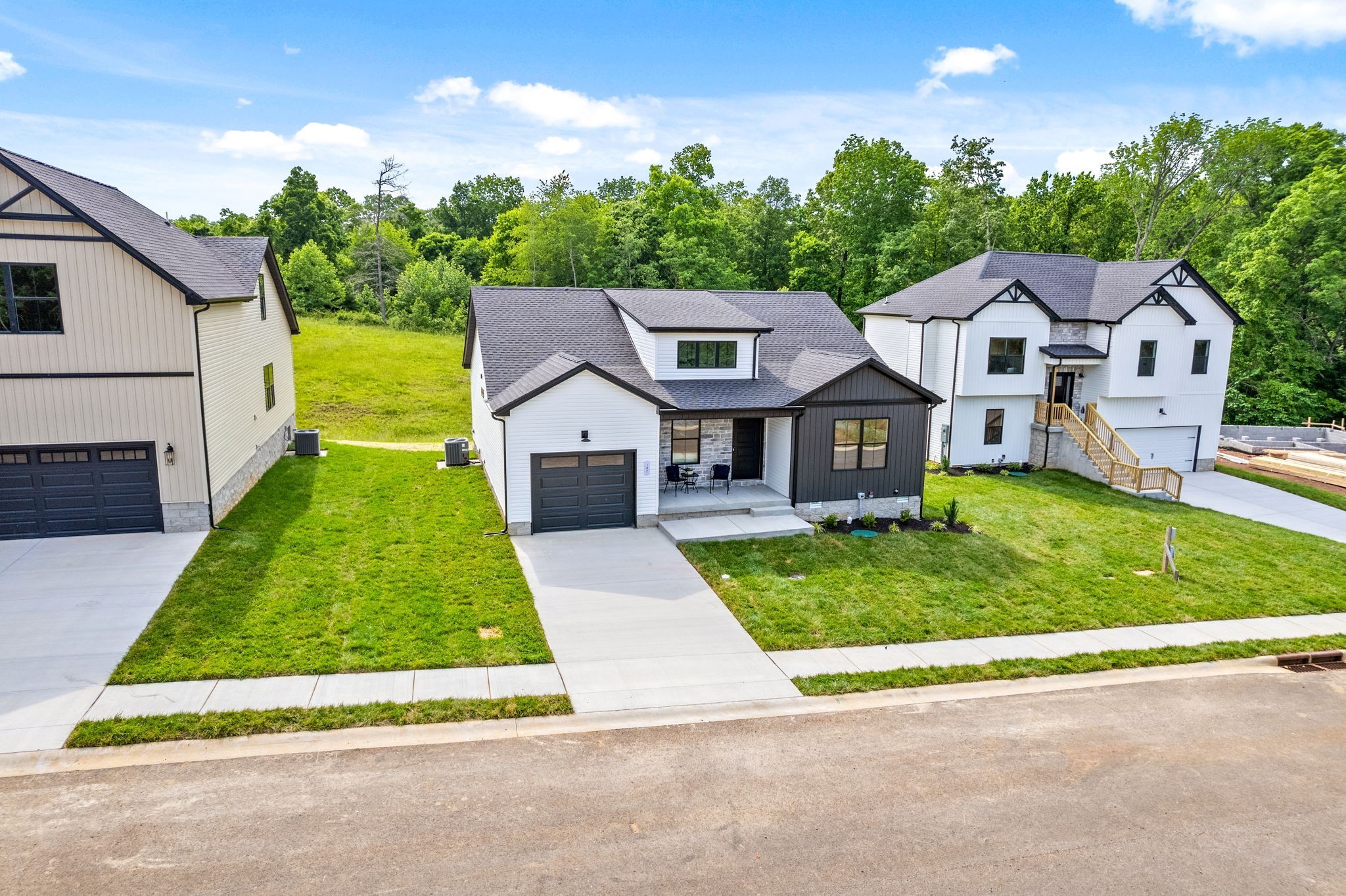 201 Dewberry Road Clarksville, TN 37042 - Photo 40 of 56 front view of a house with a yard