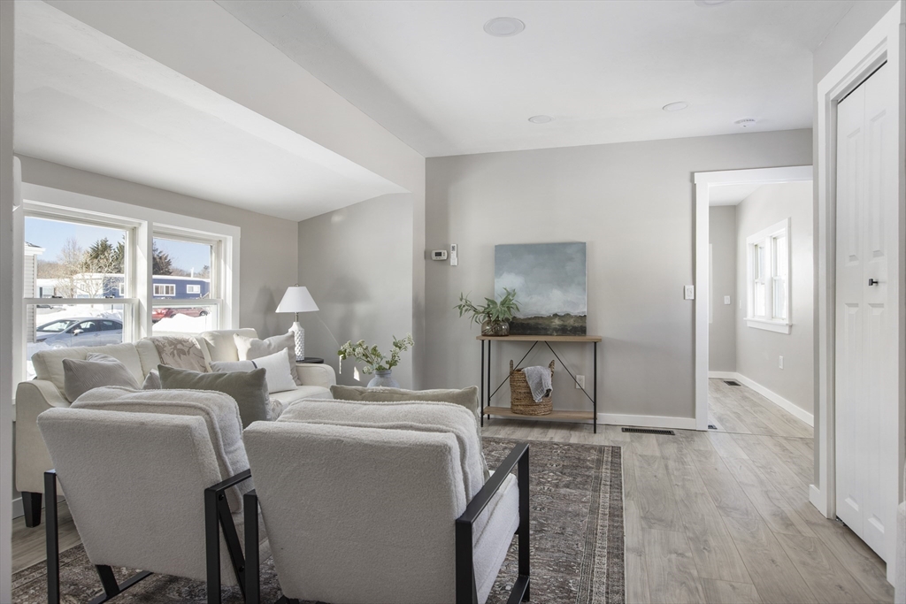 55 Bally Drive Raynham, MA 02767 - Photo 4 of 25