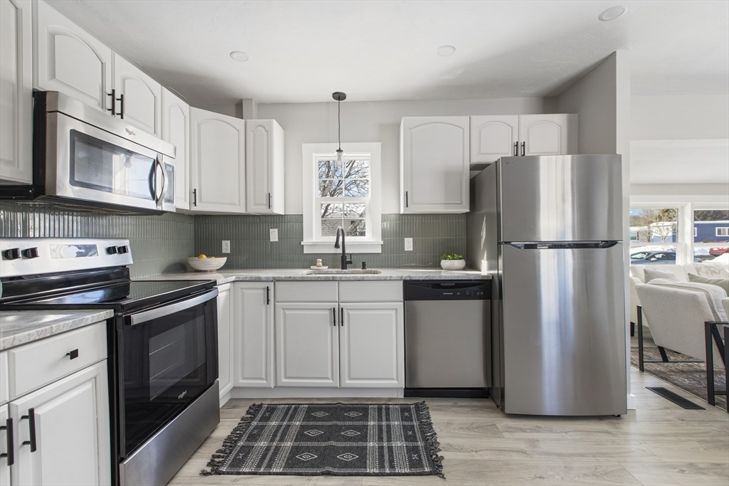 55 Bally Drive Raynham, MA 02767 - Photo 10 of 25