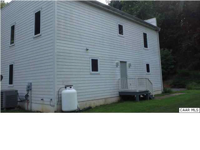 4505 Ivy Road Charlottesville, VA 22903 - Photo 2 of 11 Gallery Image 2