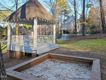 $760,000 | 105 Rossburn Way, Chapel Hill, NC 27516