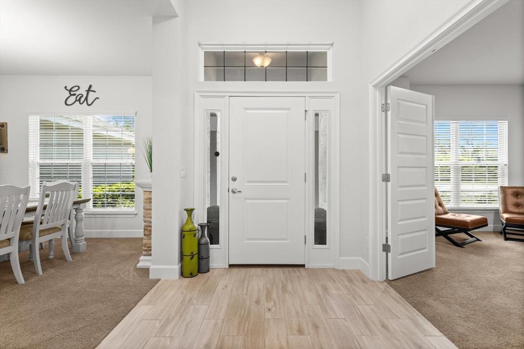 11042 Heth Court Weeki Wachee, FL 34613 - Photo 3 of 43