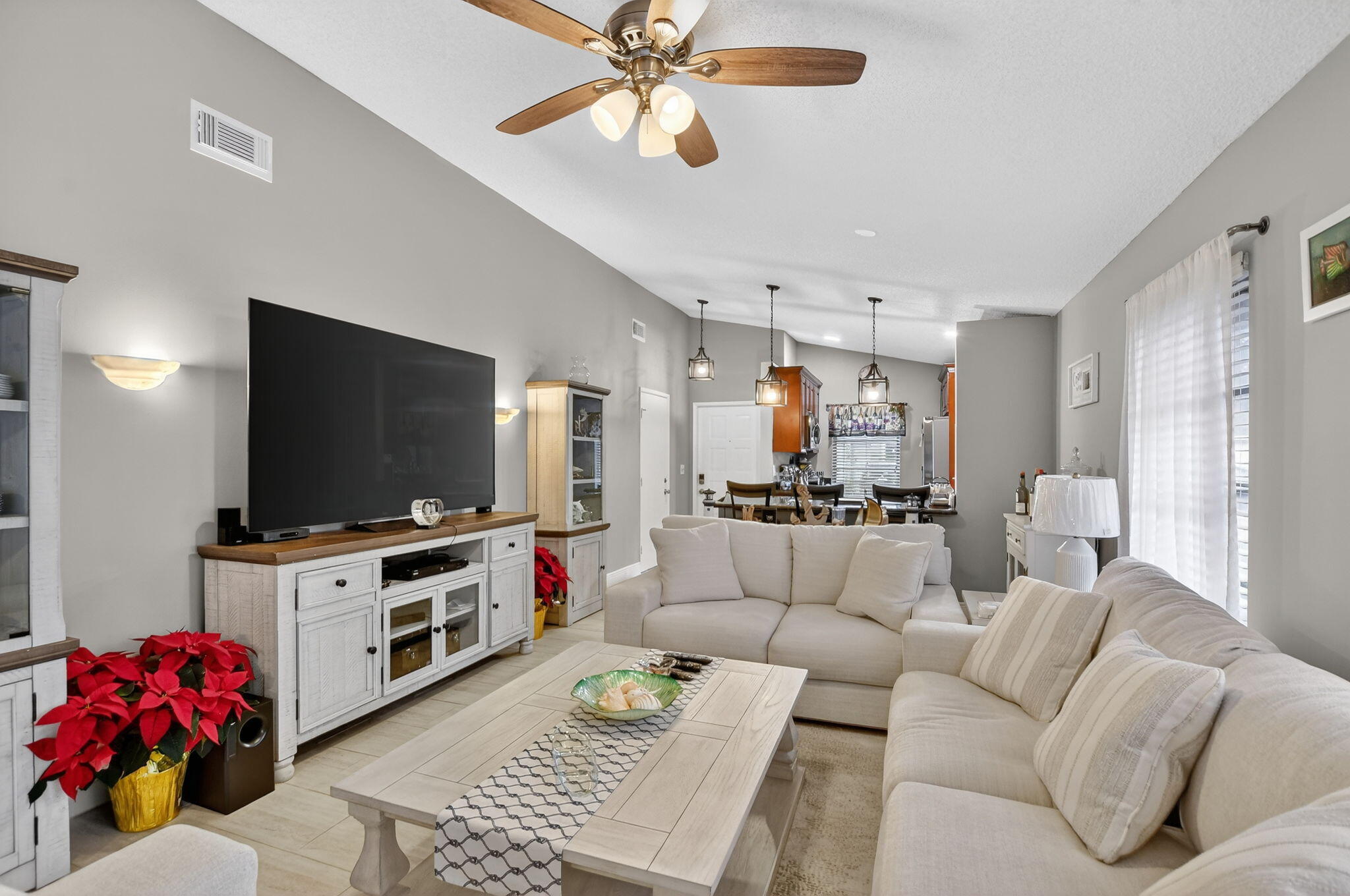 8081 Springtree Road, Unit C Boca Raton, FL 33496 - Photo 14 of 39 14-web-or-mls-DSC_5101