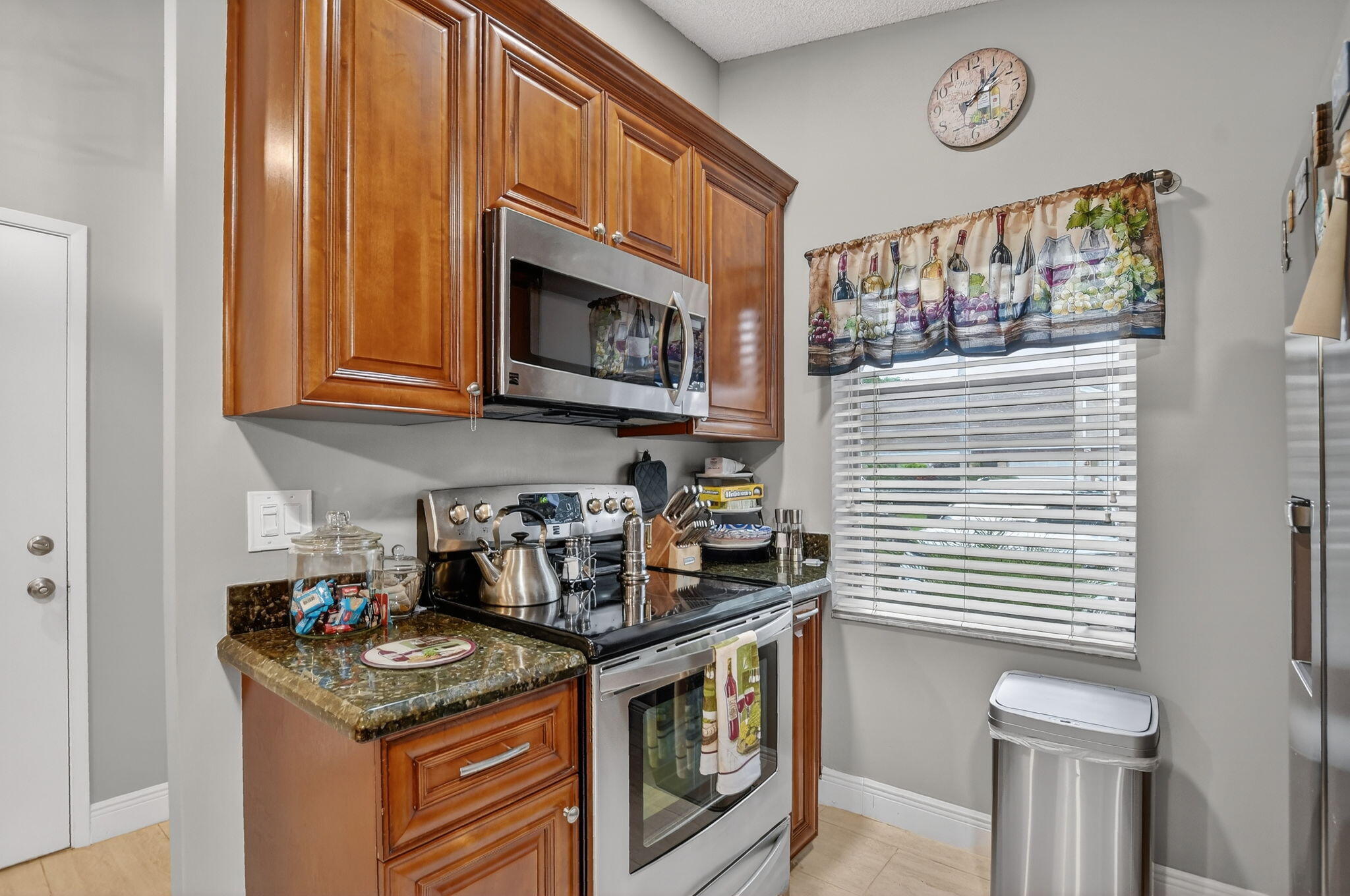 8081 Springtree Road, Unit C Boca Raton, FL 33496 - Photo 7 of 39 7-web-or-mls-DSC_5066