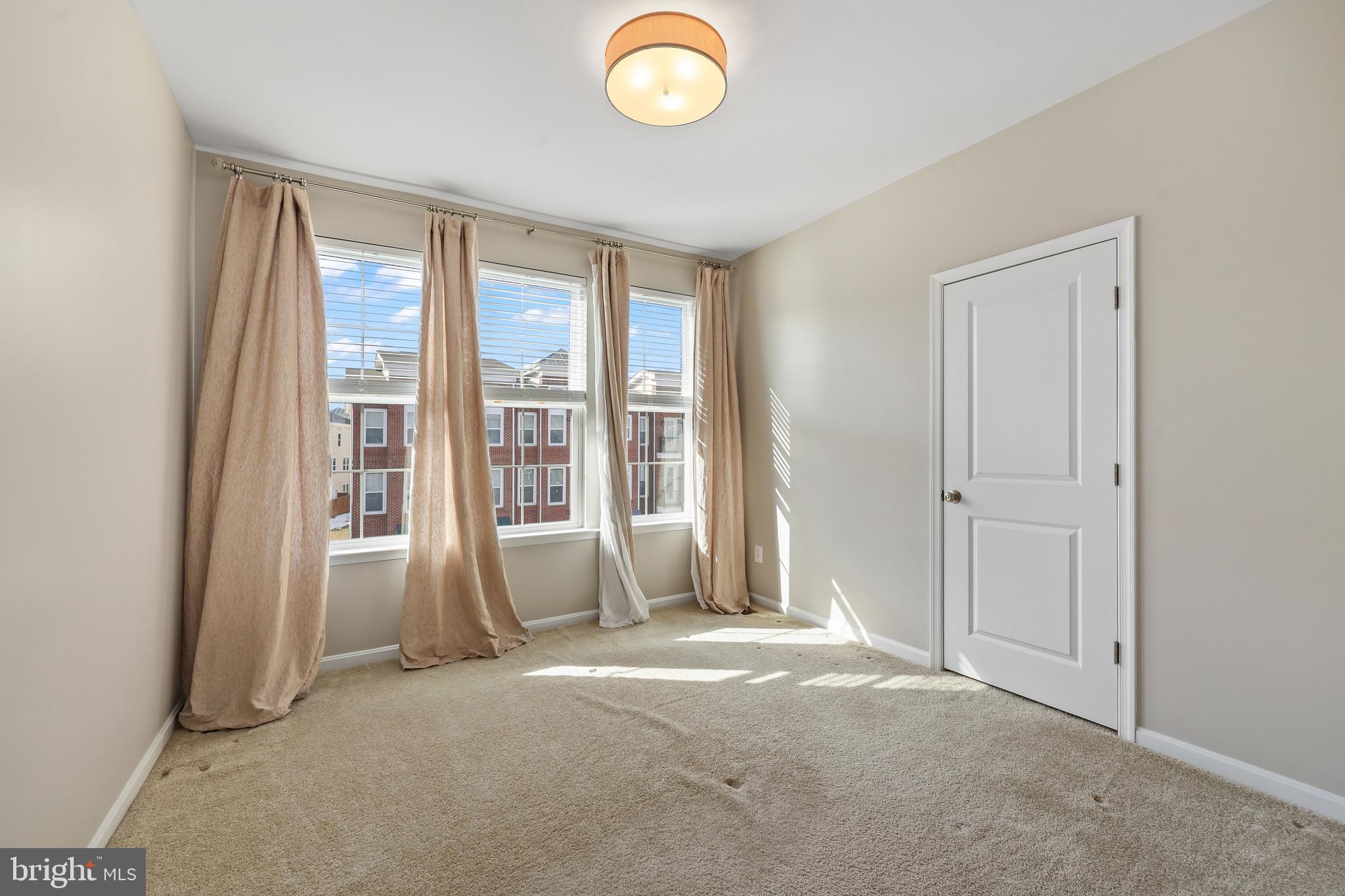 23486 Epperson Square Brambleton, VA 20148 - Photo 36 of 63