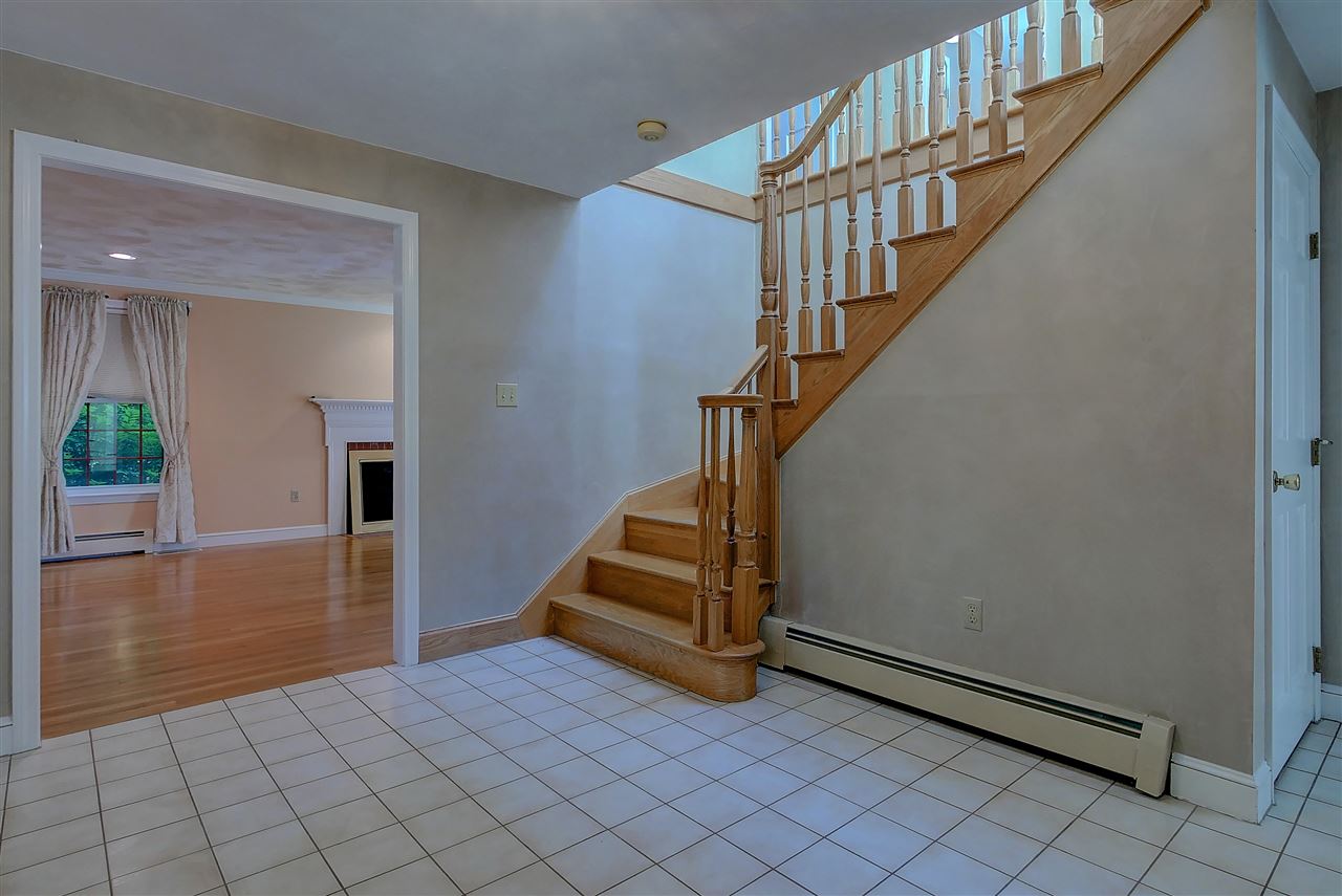 4 Tanbark Road Windham, NH 03087 - Photo 20 of 34