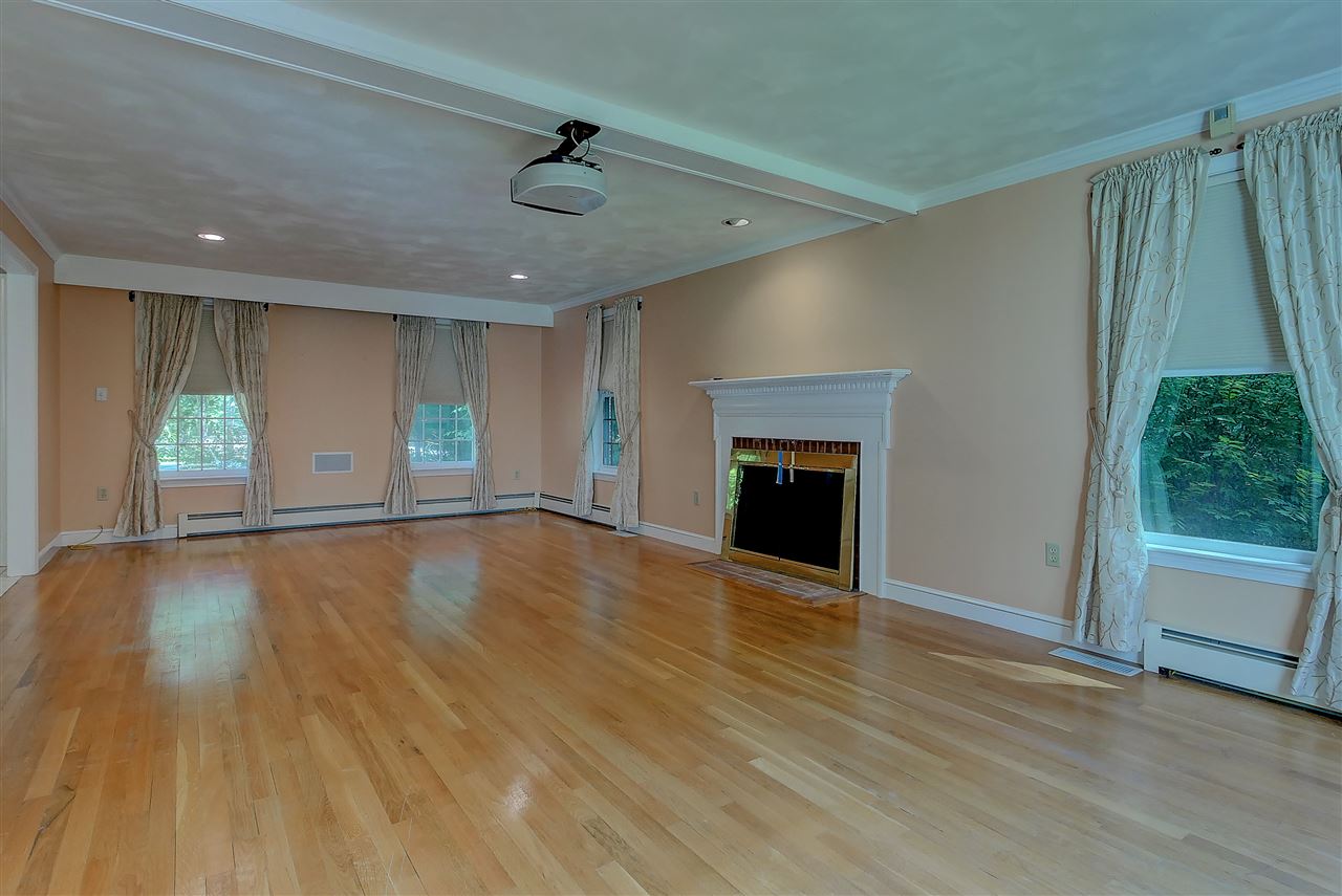 4 Tanbark Road Windham, NH 03087 - Photo 22 of 34