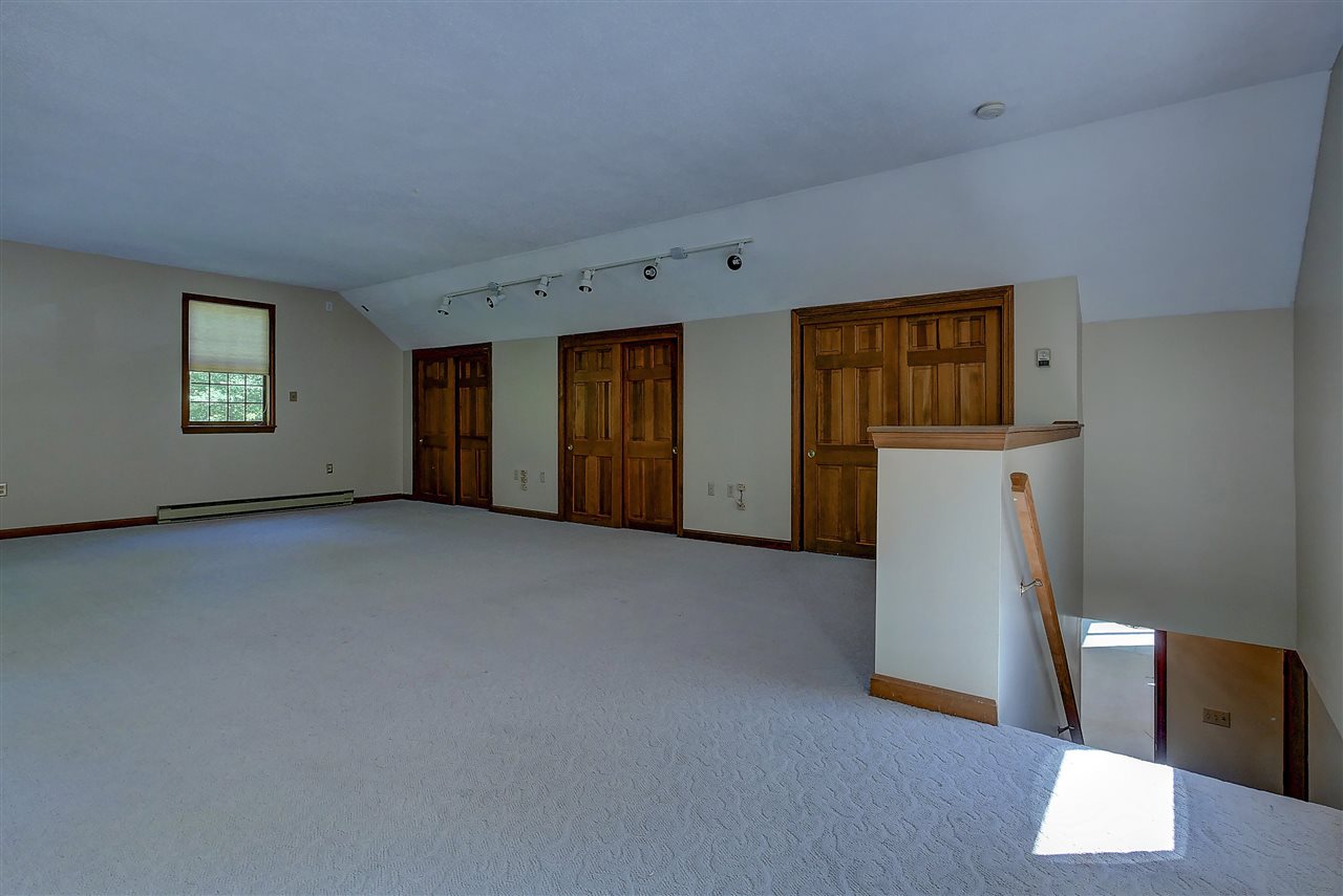 4 Tanbark Road Windham, NH 03087 - Photo 27 of 34