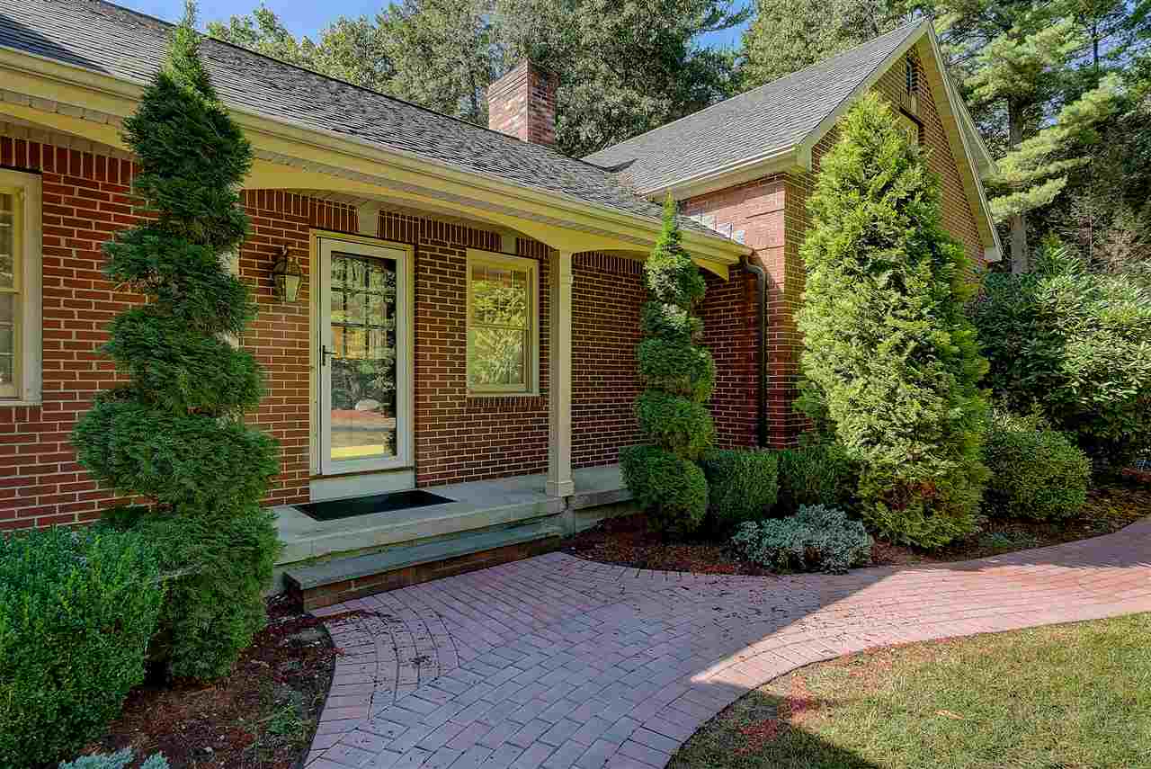 4 Tanbark Road Windham, NH 03087 - Photo 10 of 34