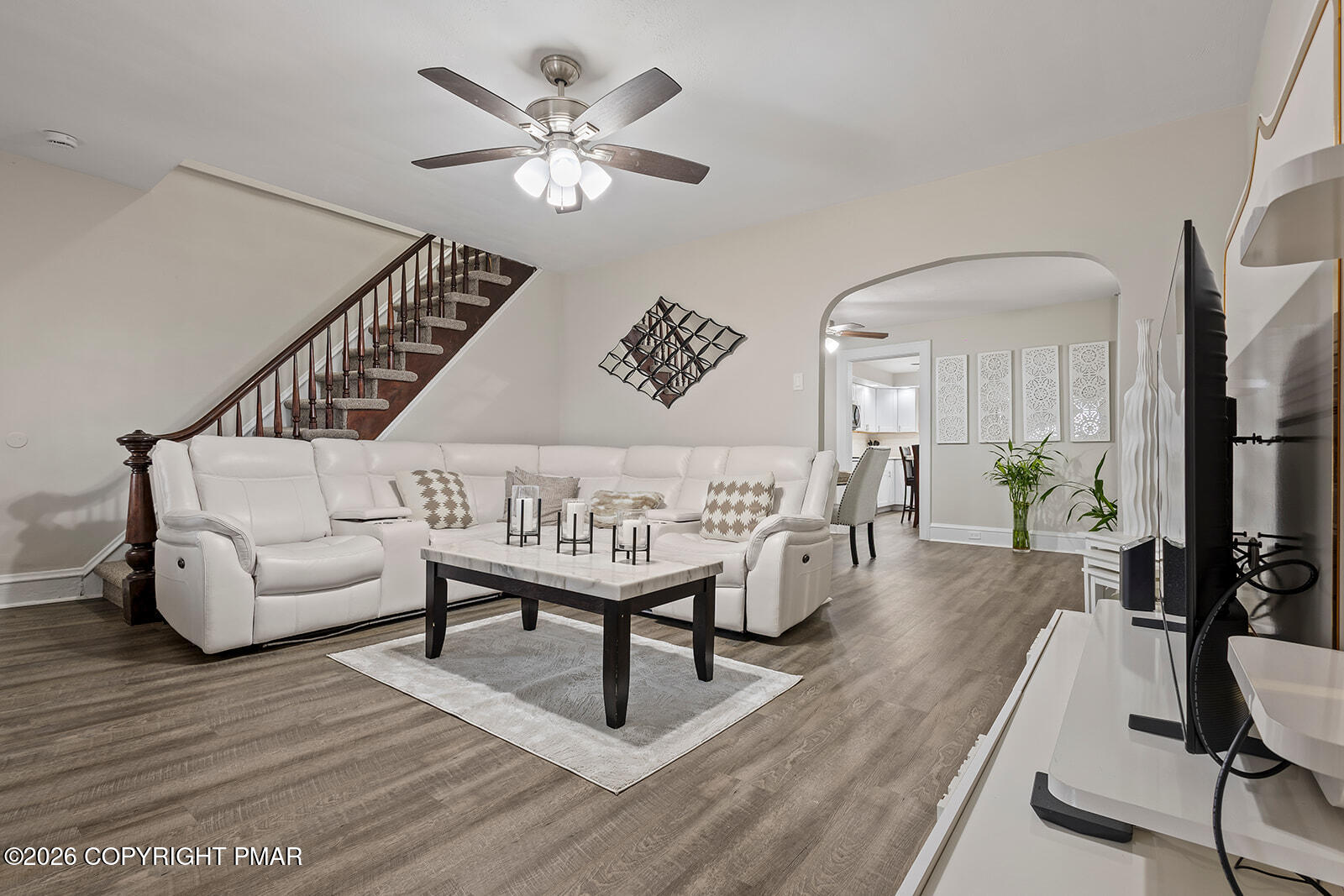 532 Eynon Street Scranton, PA 18504 - Photo 4 of 23 H27A0013_websize